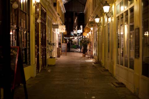 This alley near our hotel is a good example of what the streets look like after dark.