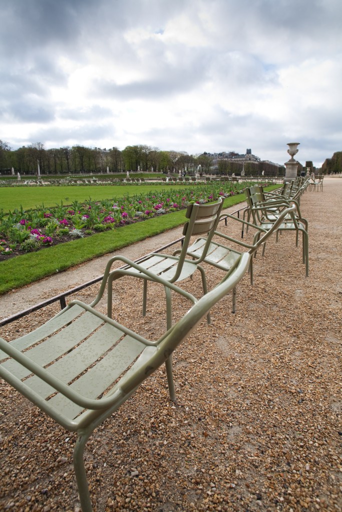 One of the highly coveted reclining chairs.  There are hard to find on a sunny afternoon.