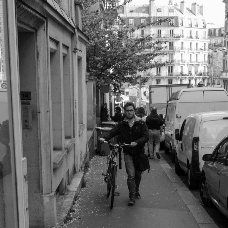 Leica M9 Zone Focus Trial with 50mm Summicron Type IV - Paris, France