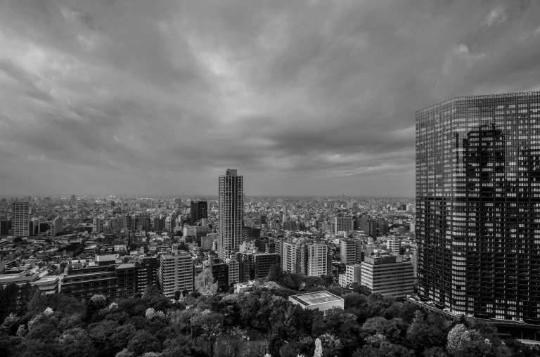 Looking to the northwest from the hotel room. (Hyatt Regency, 25f)