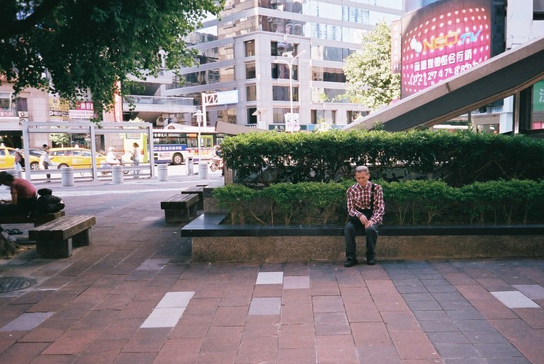 Taipei, Taiwan (Olympus Stylus, Fuji X-TRA 400)