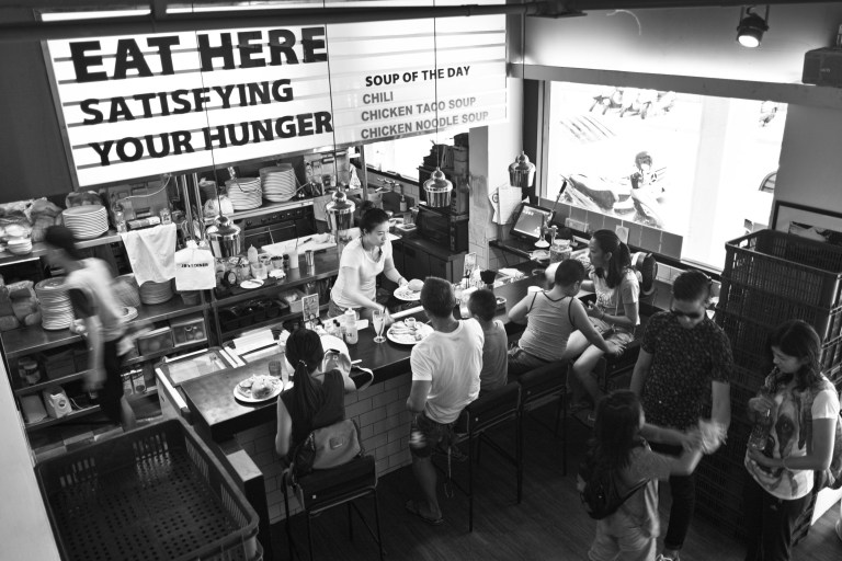 Eat Here! (Sigma DP1 Quattro)