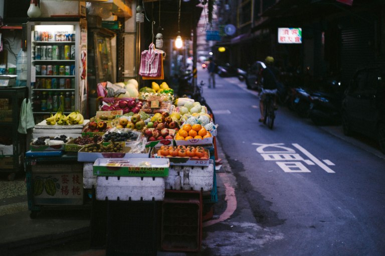 Small grocer in the alley. (Leica M9, Canon 50mm LTM, VSCO)