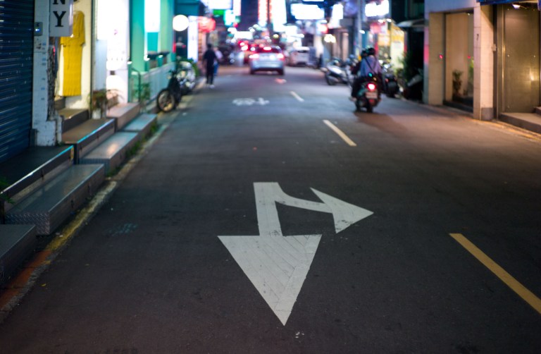 This Way. (Leica M9 with Canon 50mm f/1.4 LTM)